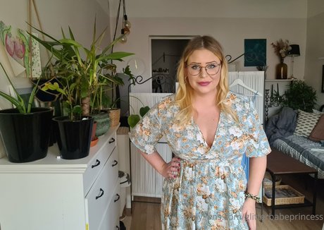 glitterbabeprincess naked pornstar archive