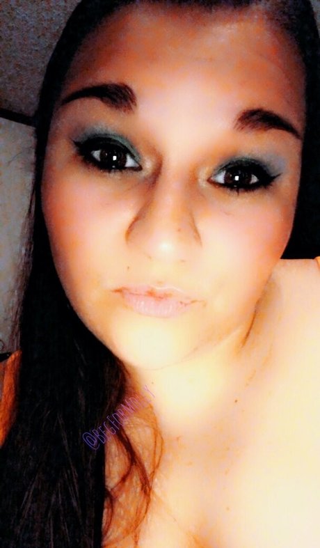 begformolly model exclusive archive