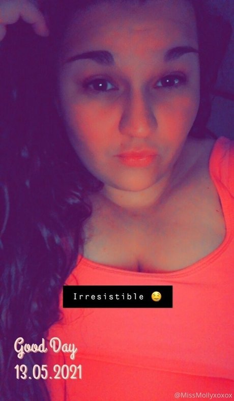 begformolly top model archive