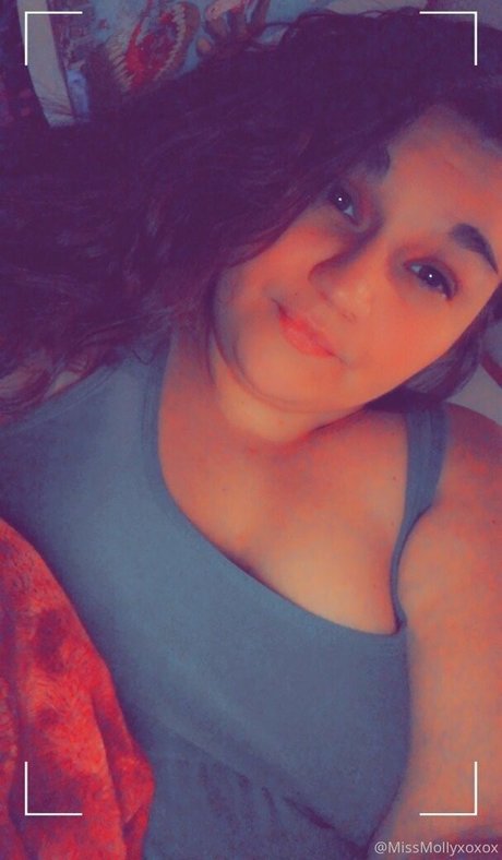 begformolly xxx actress pics