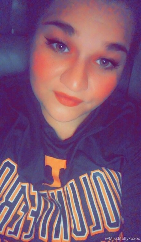 begformolly pornstar nudes pic