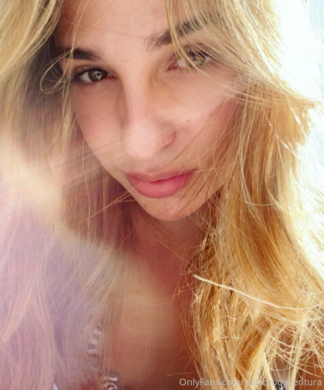 clariceboaventura star nudes pic