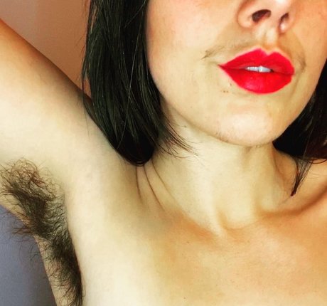 Scarlet Labelle erotic actress image