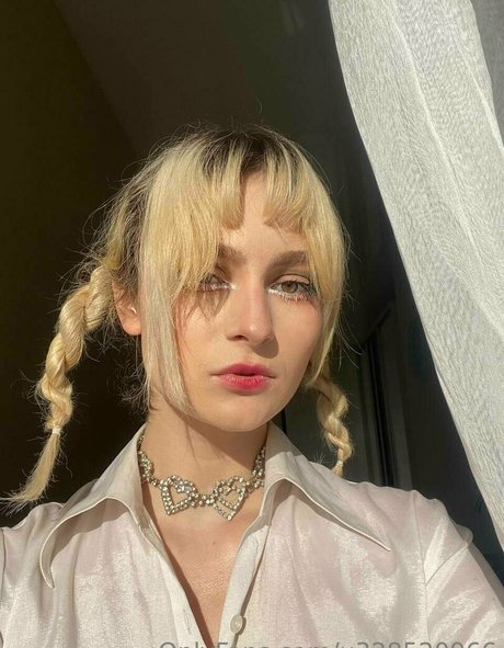 leilaagrace exclusive star gallery