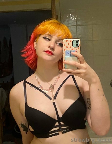 strawbryspice model top pics