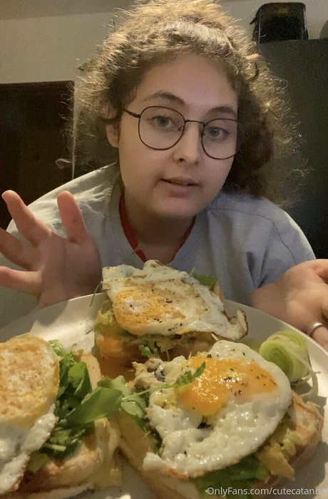 cutecatanna art model galleries