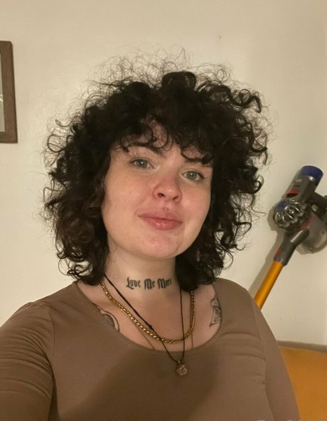 Therealegg2025 art model img