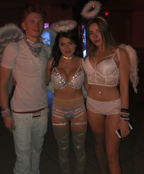 huge fake tits onlyfans free sex photo