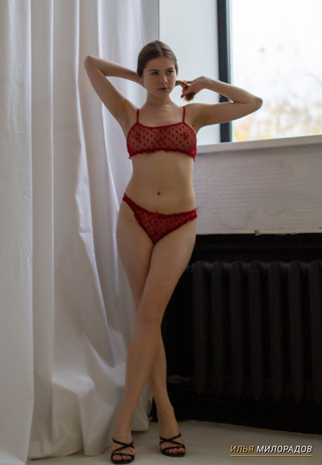 Alia Shakirova model art pic