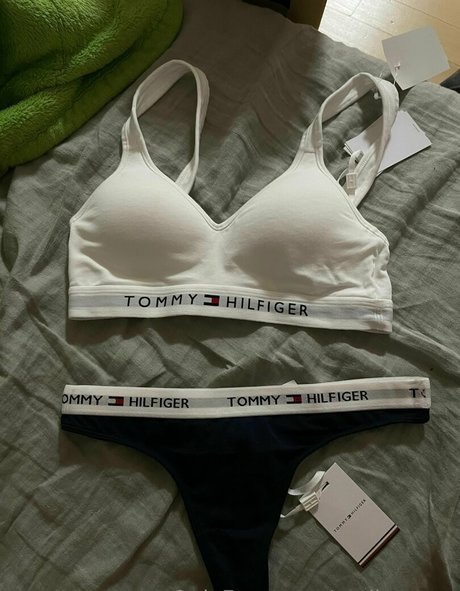 emilyxxoxo pornstar art gallery