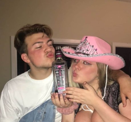 japanese milf onlyfans art naked img