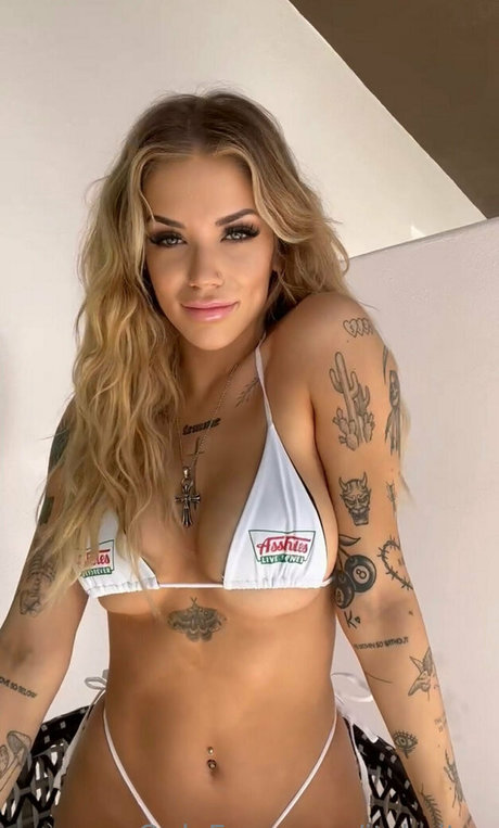 blowjob brunette onlyfans free pics