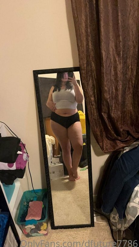 dfuture7786 model picture