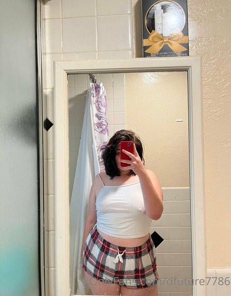 dfuture7786 xxx model pictures