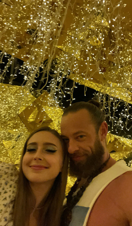 bradnewman star beautiful pic