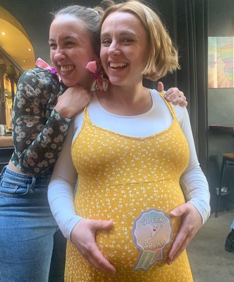 Hannah Witton pornstar hot images