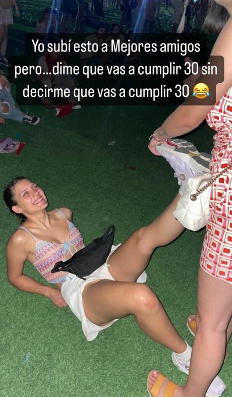 amateur mom onlyfans naked pic