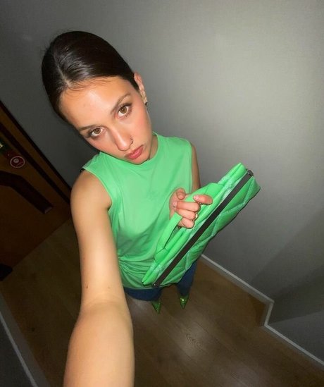 Sabela OT beautiful actress img