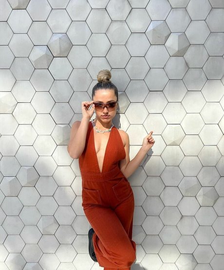 emo trans onlyfans exclusive image