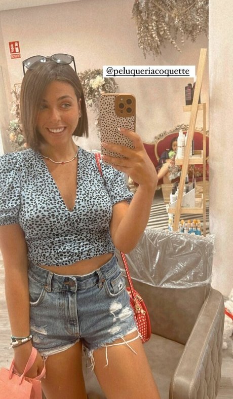 Marta De Lola star free img