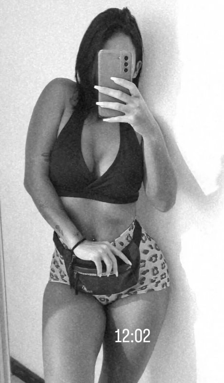 Juju Bellini pornstar sex archive