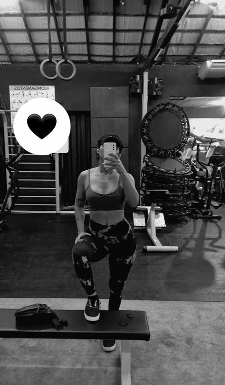 Juju Bellini top pornstar pics