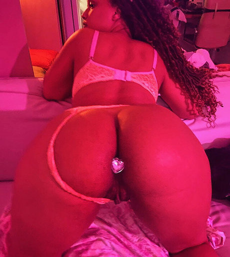 flambs exclusive star pics