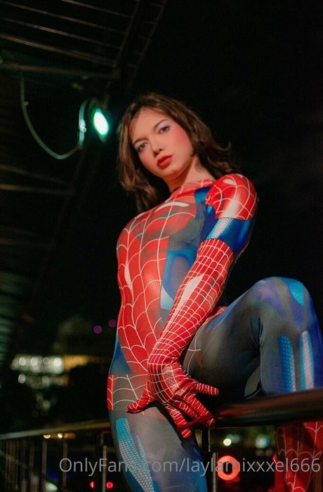 laylamixxxel666 pornstar erotic images