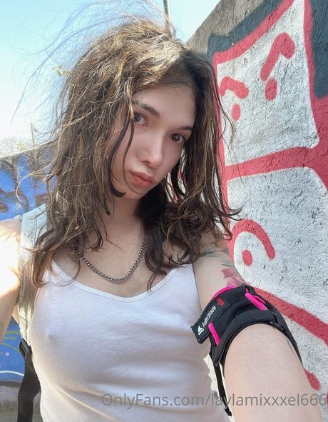 laylamixxxel666 model erotic images