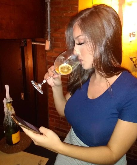 Maria Bonino model hd photos