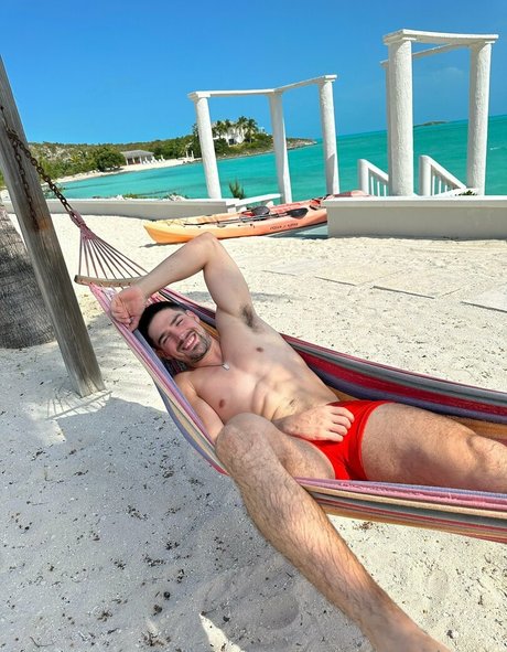 wyattcushman hot star pic