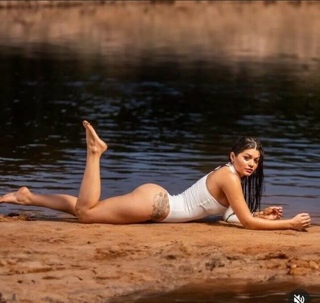 shemale fucks girl onlyfans erotic gallery