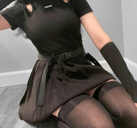 Soniyoru free model picture