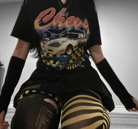 Soniyoru beautiful pornstar img