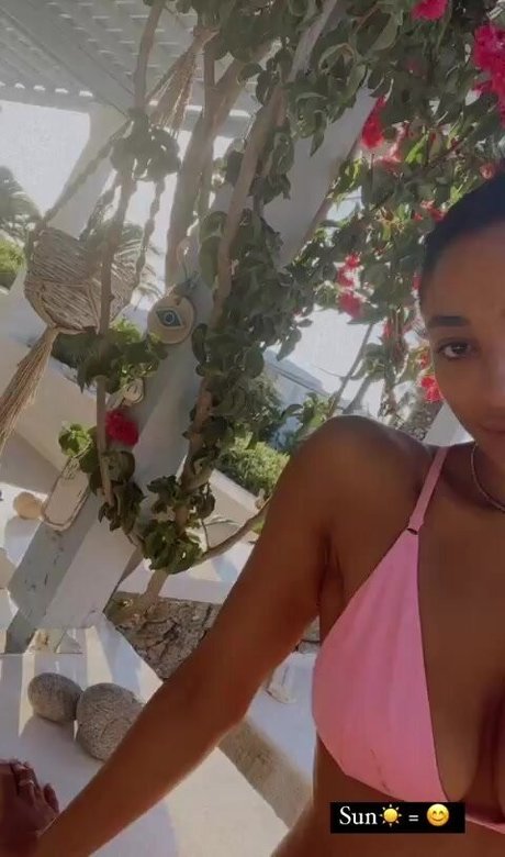 Shirin Olivia hot actress gallery