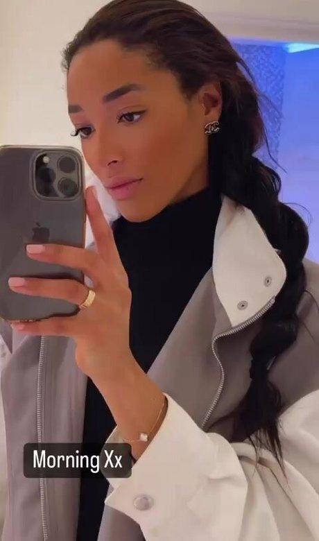 Shirin Olivia sexy model archive