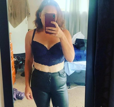 honeynz free actress img