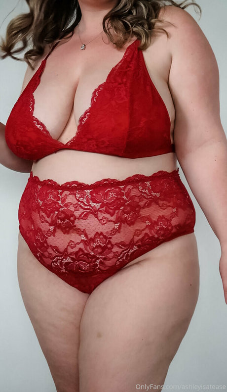 ashleytheteasefree naked actress picture