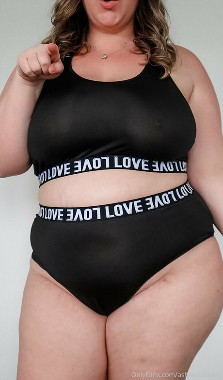 ashleytheteasefree star beautiful picture