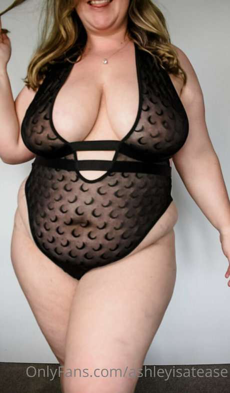 ashleytheteasefree model pornographic picture