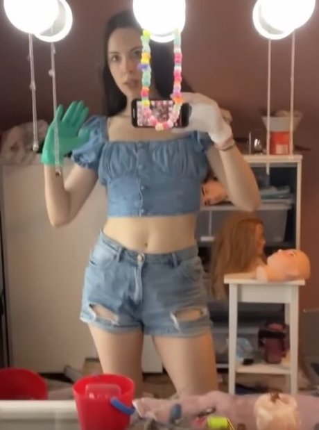 Rapunzel ASMR xxx model photo