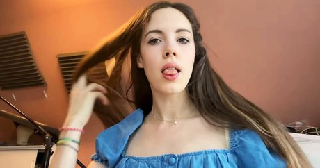 Rapunzel ASMR sexy actress picture