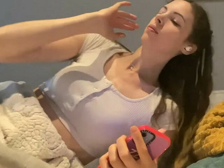 Rapunzel ASMR porn actress pic