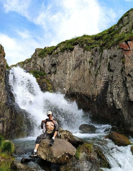 hairy onlyfans nude picture