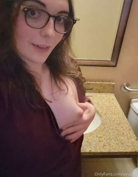 ayyplus sexy model pics