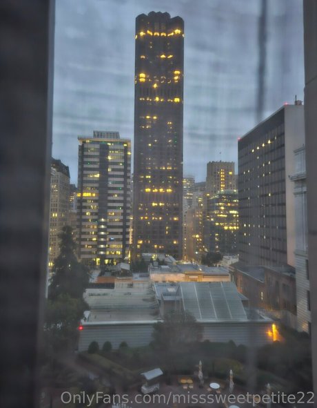 misssweetpetite22 hd star img