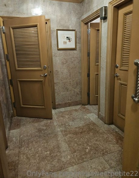 misssweetpetite22 star naked pictures