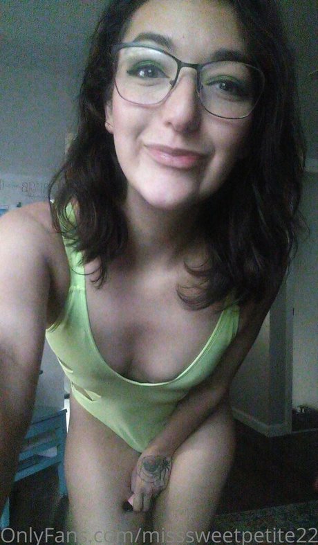 misssweetpetite22 hd star pics