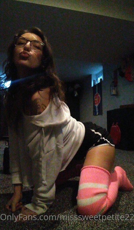 misssweetpetite22 star porn galleries