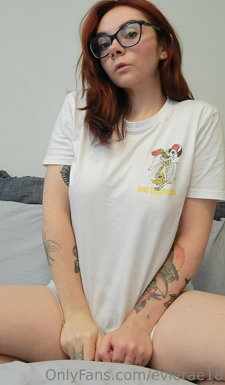 evierae18 star perfect pics